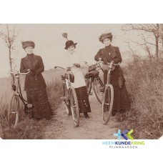 br114 Paula , Leonie en nicht fietstocht